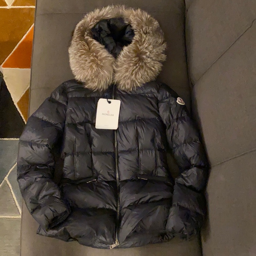 Moncler Boed Coat - Never worn